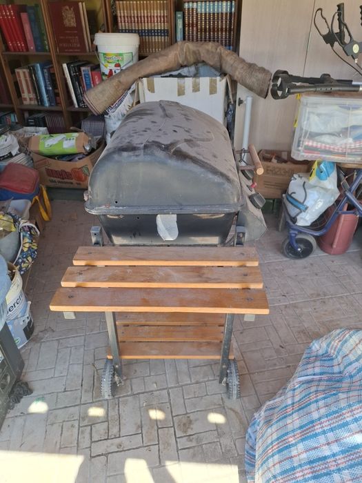 Barbeque a gas com botija