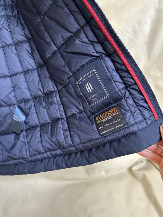 Плащ демисезонний Tommy Hilfiger.