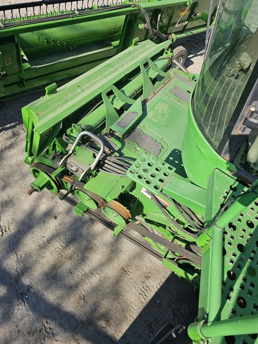Продам комбаїн Джондир в гарному стані.