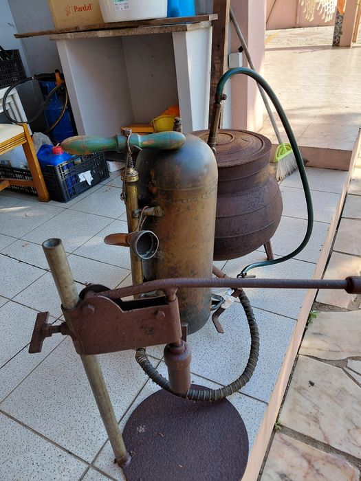 Panela de 50 Litros  + maquina de  cobre maquina para engarafar com  cápsulas