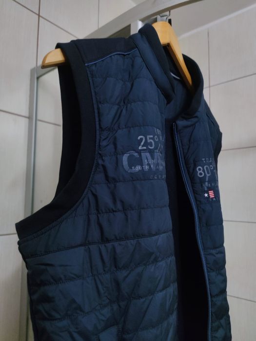 Męska M  kamizelka pikowana marki CASA MODA w kolorze ciemnego granatu