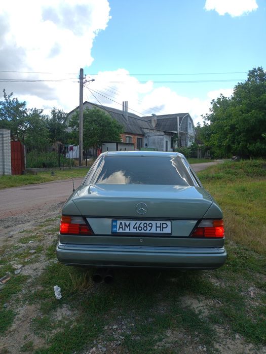 Продам w124 на автоматі