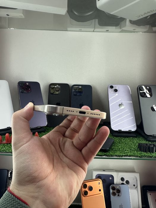 Продам iPhone15ProMax 512 Gb 100% Аккамулятор В идеальном Состояний