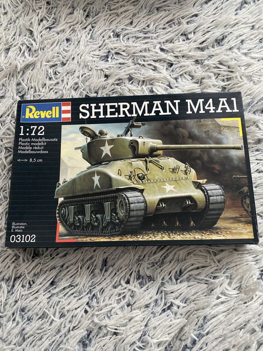 Model SHERMAN M4A1 1:72