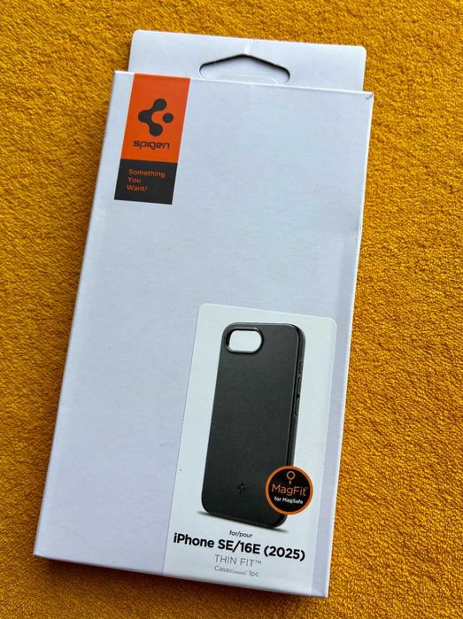 nowe etui SPIGEN plecki - iPhone 16e / iPhone 17e / SE - thin fit mag