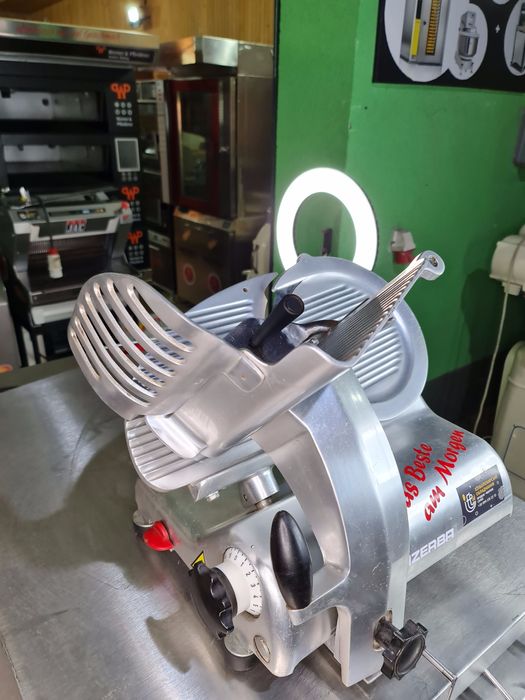 Слайсер Bizerba профессиональный из Германии