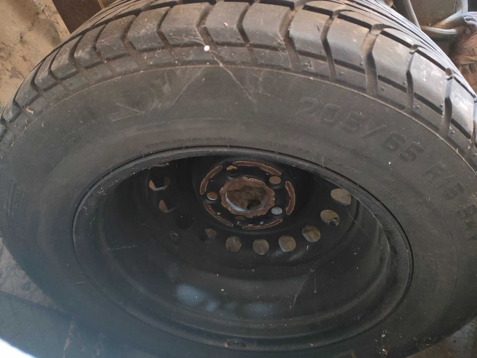 2 koła + 4 kołpaki mercedes w124