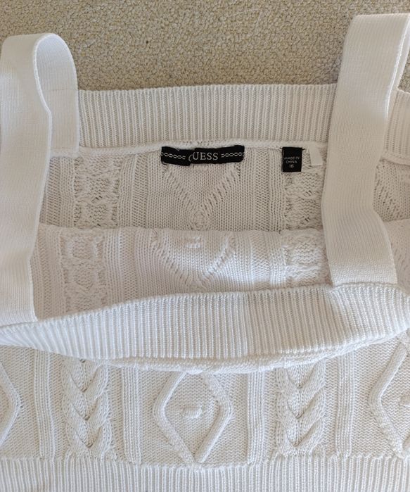 Guess top, biały , stan idealny rozmiar 38/40