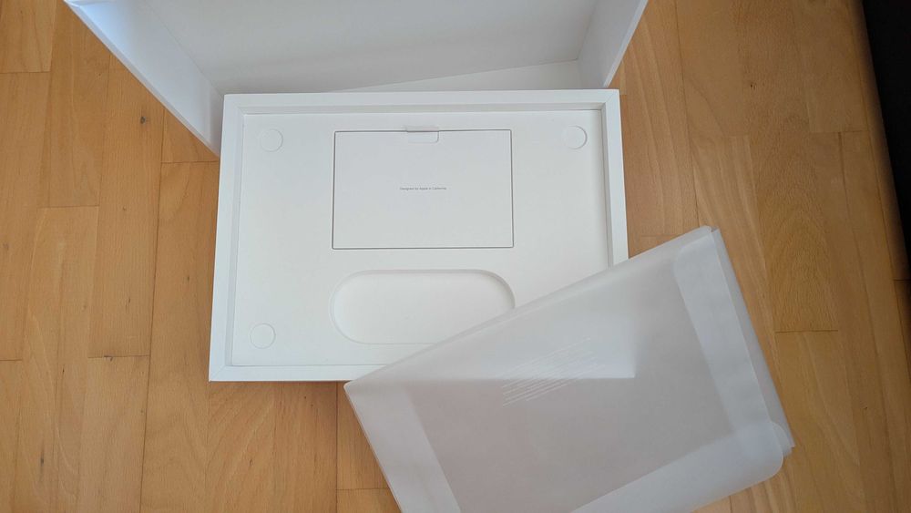 CAIXA MacBook Pro M2 16 polegadas