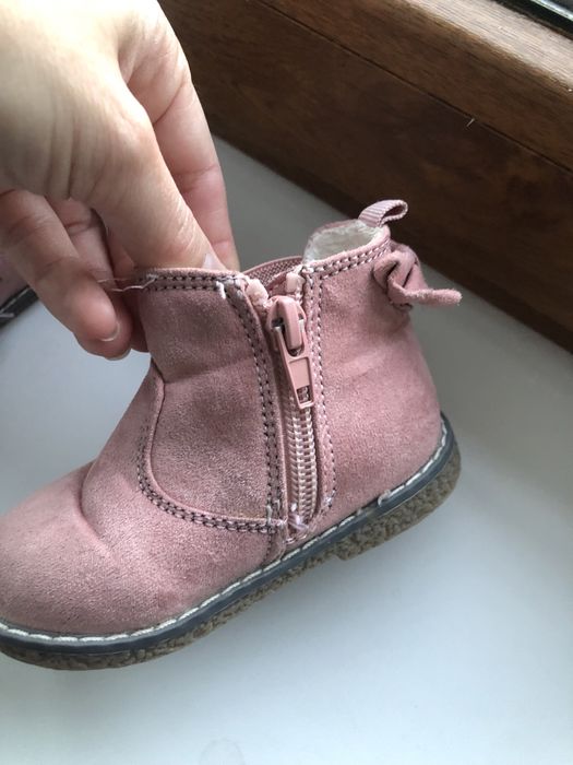 Чобітки дитячі на дівчинку