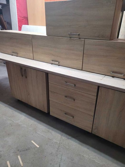 Komplet mebli kuchennych