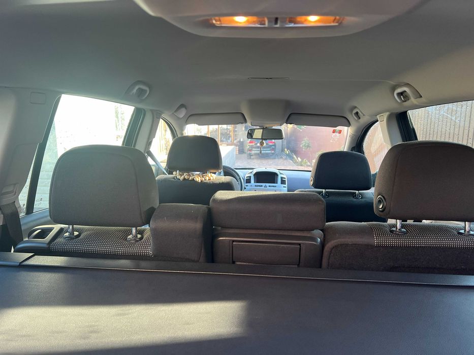 Продам OPEL ZAFIRA 1.9 150к.с 2008 рік