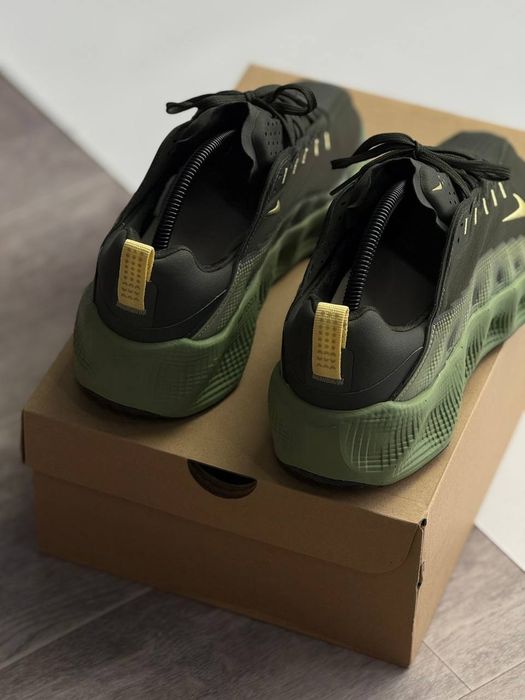Кросівки Nike Ava Rover

сезон: весна / літо свіжа колекція маломірить!