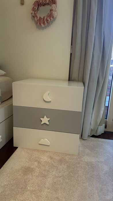 Mesa de cabeceira crianca