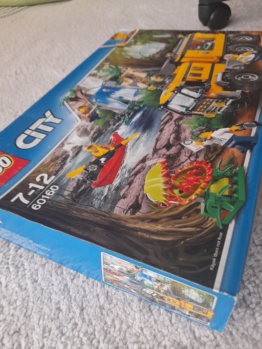 LEGO City 60160: Laboratório Móvel da Selva. Novo
