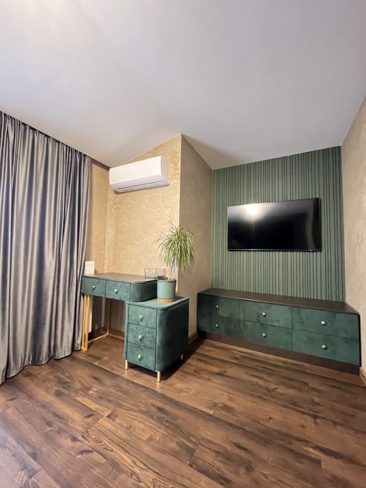 Будинок з Сучасним Євроремонтом + Басейн + Барбекю зона