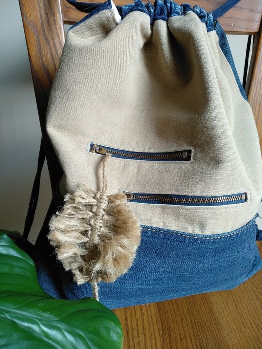 Jeansowy sportowy plecak