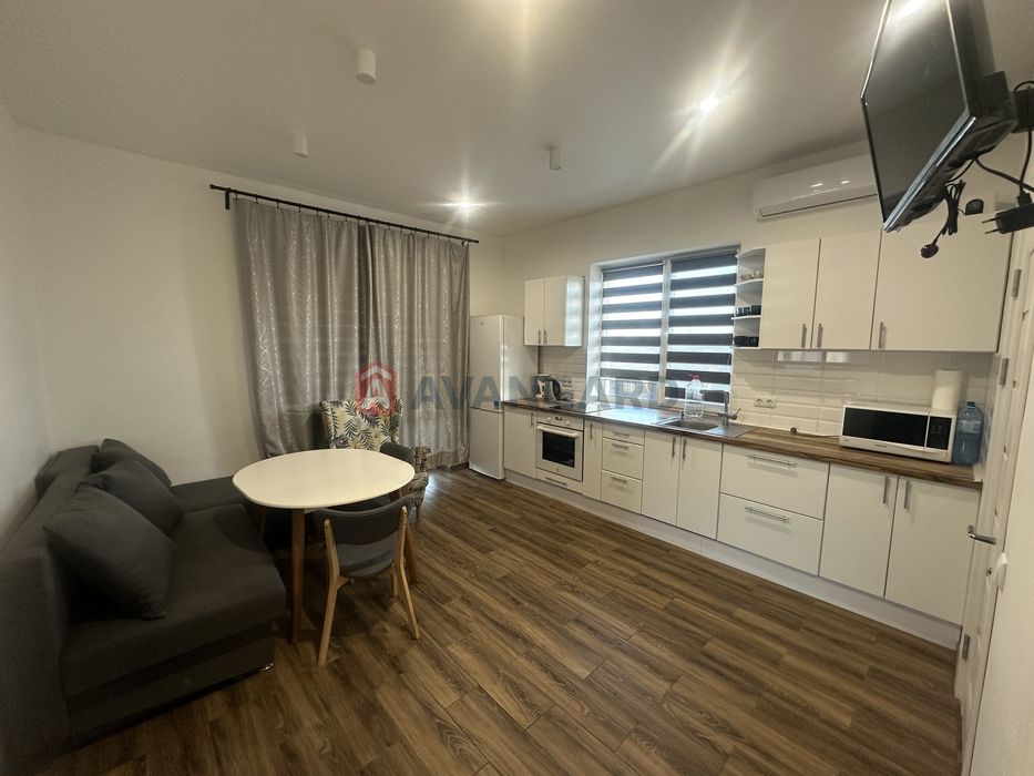 Сучасний будинок з якісним ремонтом 30хв від Києва