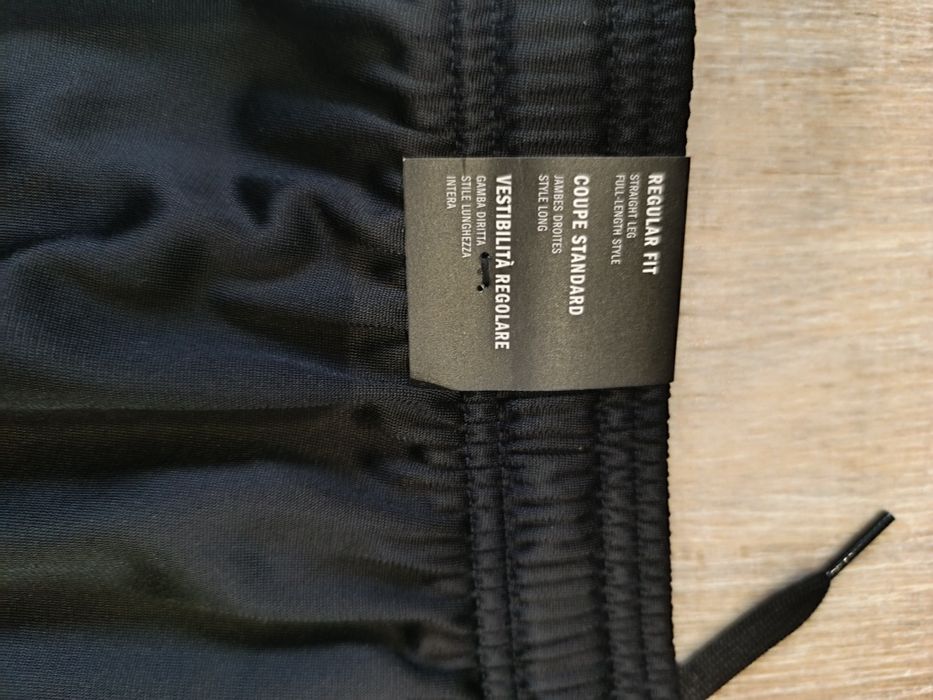 Спортивні штани джогери від Adidas