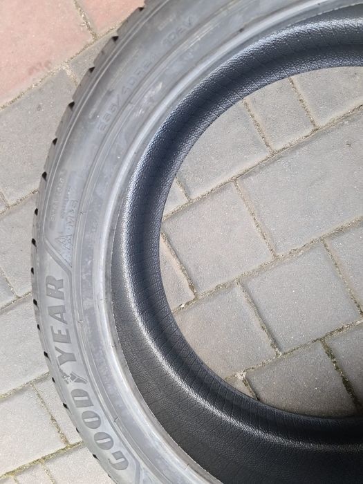 Nowe Opony Zimowe Goodyear UltraGrip Performance+ 255/40 R21 102XL SUV