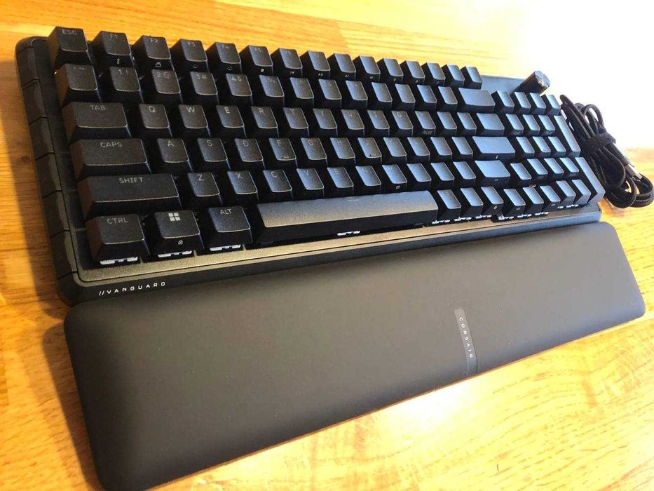 Pro gaming keyboard - Corsair Vanguard Pro 96