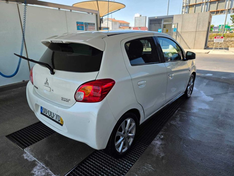 Mitsubishi Space Star 1.2 de 2013 com 79.064 km