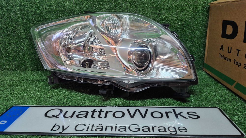 Otica Farol Direito Toyota Auris E15 2007 a 2009 Ref. 212-11M5R-LDEMN NOVO