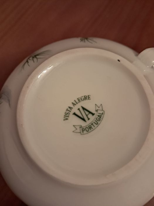 Loiça vista alegre.