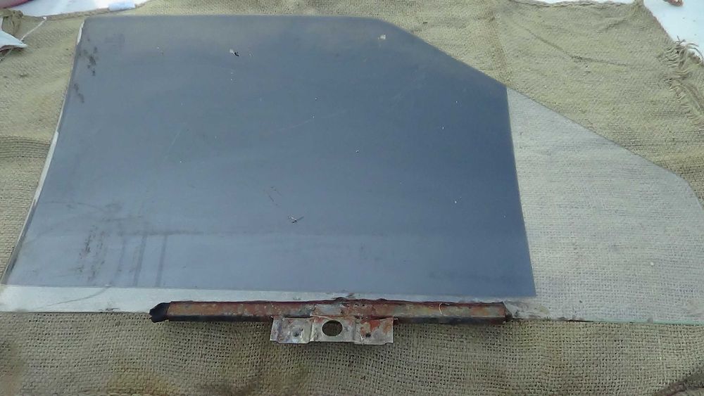 стёкла ваз 2109           .