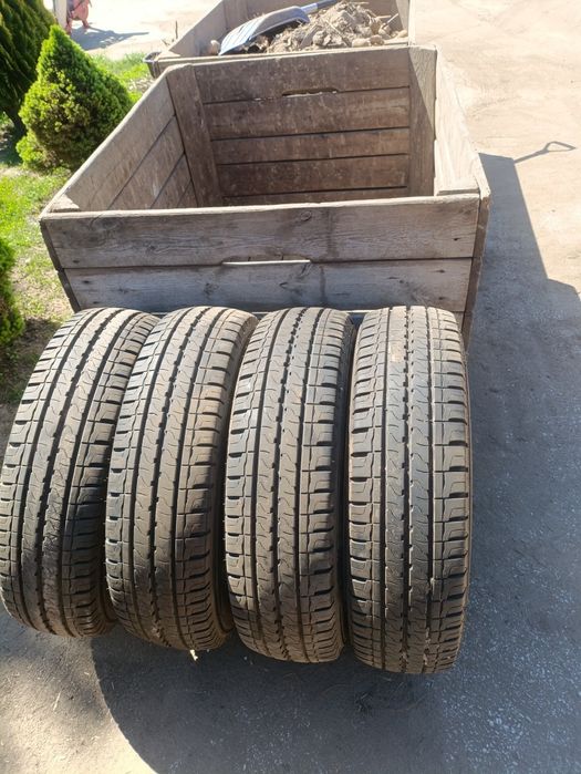 Opony kleber 205 75 16c dostawcze jak nowe