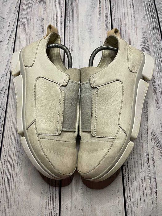 Женские кожаные мокасины Clarks