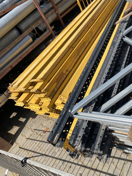 Estantes cantiever racks 4,05 mts altura por 3,60 de largura