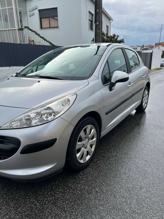 Peugeot 207 1.4 Gasolina RESERVADO