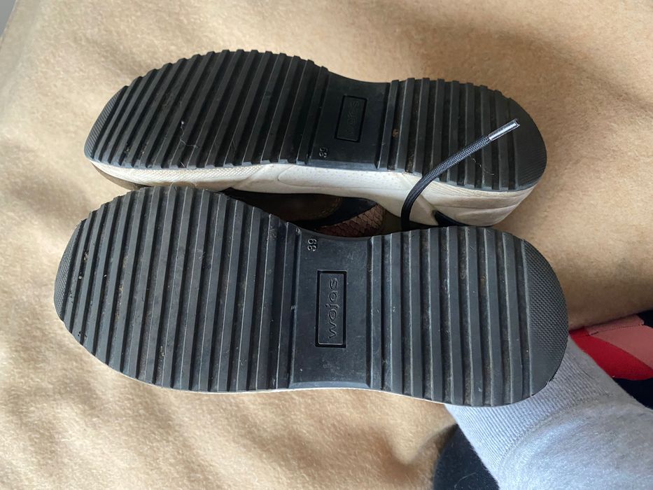 Buty adidasy Wojas rozm 39 super skórka
