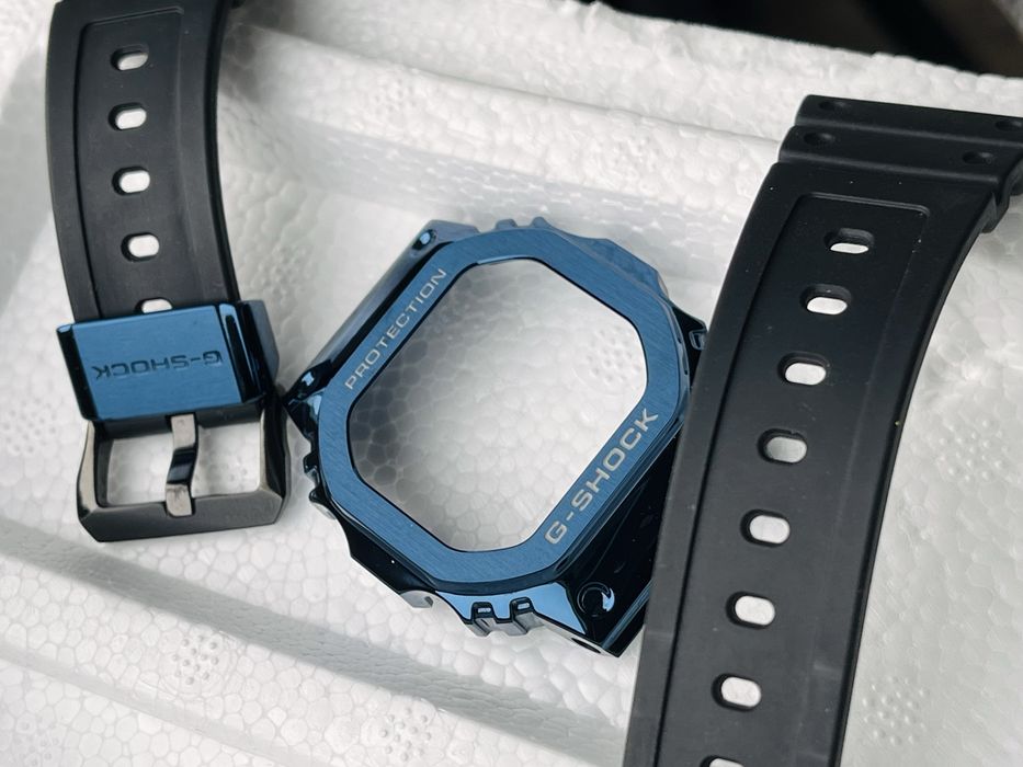 Casio GMW-B5000G-2ER pasek i bezel