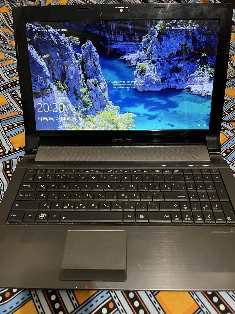 Ноутбук Asus X5MJ Intel i3 4Гб ОЗУ 500Гб HDD 15"дюймів дисплей WiFi: 5 ...