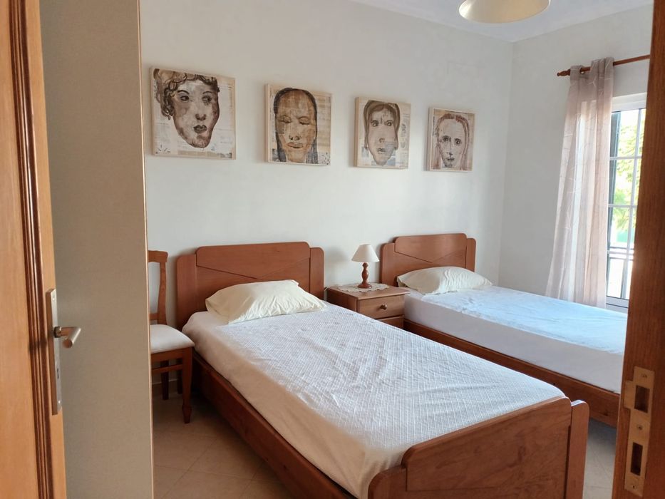 Férias, Manta Rota.