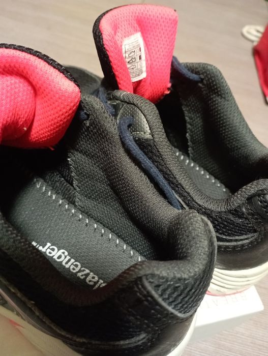 Adidasy buty dziewczęce 33 buty sportowe całoroczne