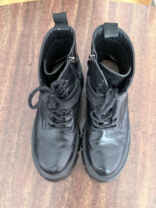 Ботинки шкіряні жіночі