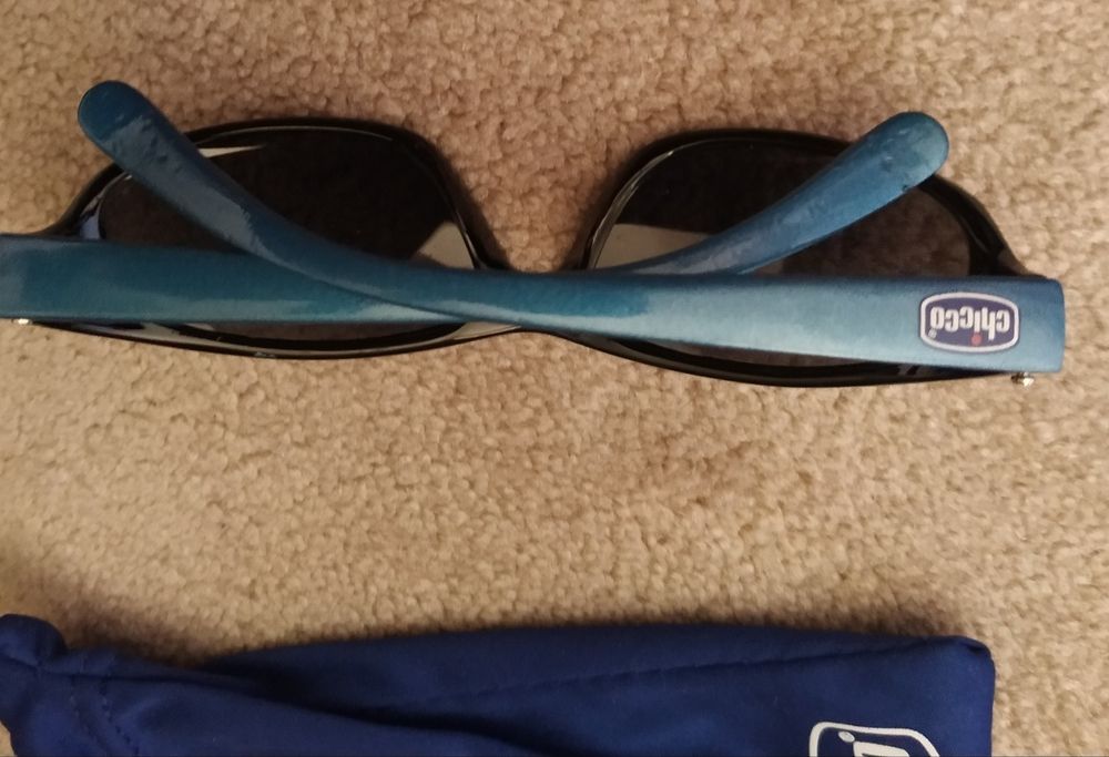 Óculos de sol de criança da Chicco