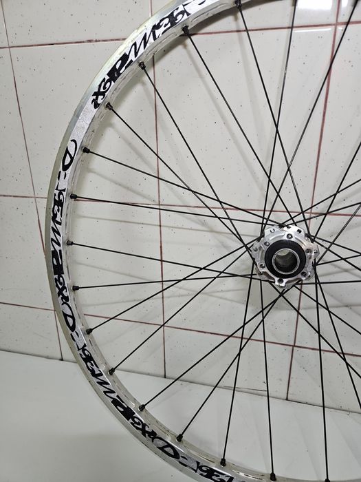 Roda mavic deemax 20mm