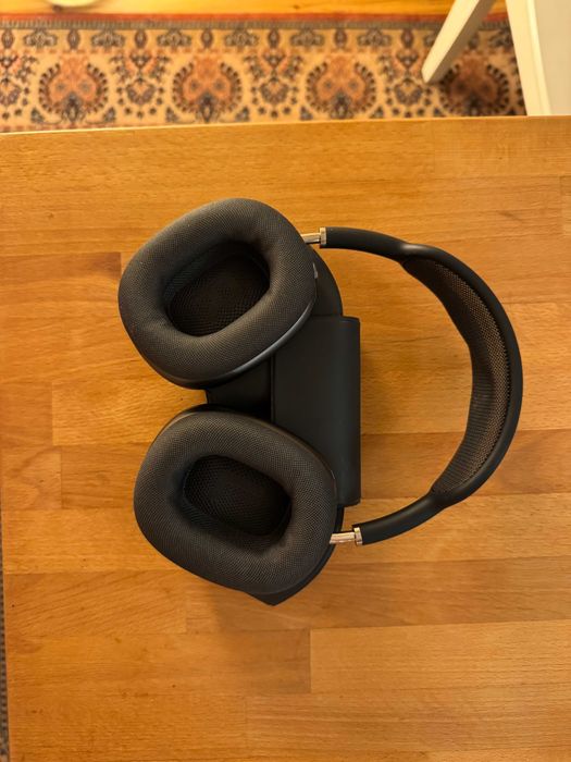 Apple AirPods Max