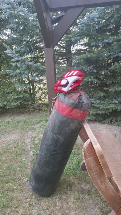 Worek bokserski plus rekawice