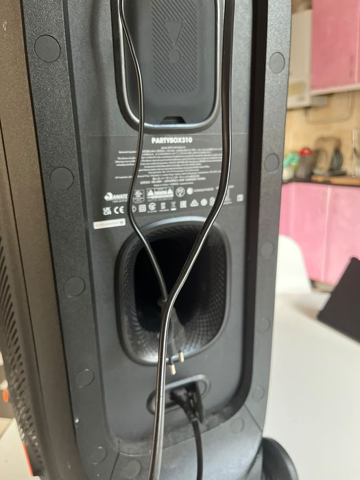 колонка JBL Partybox 310. Стан ідеальний