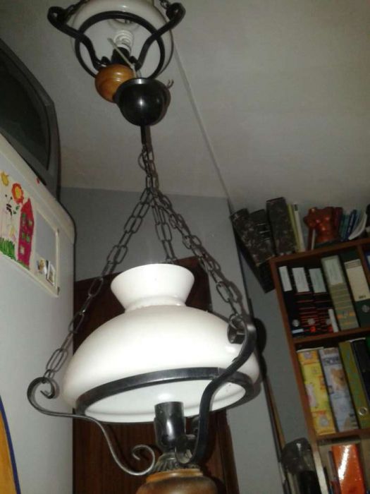 Conjunto de 2 candeeiros como novos.
