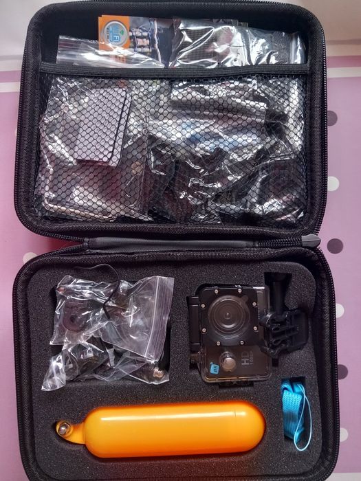 Action Camera with Multiple Accessories64739017052417121