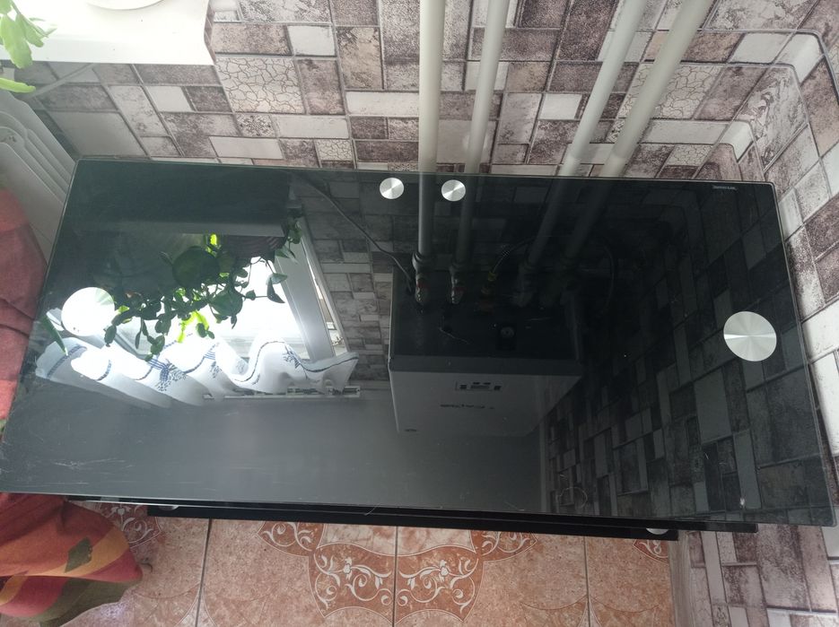 Столик под телевизор