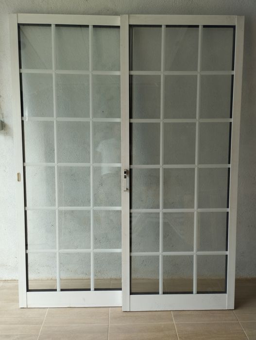 Portadas de alumínio