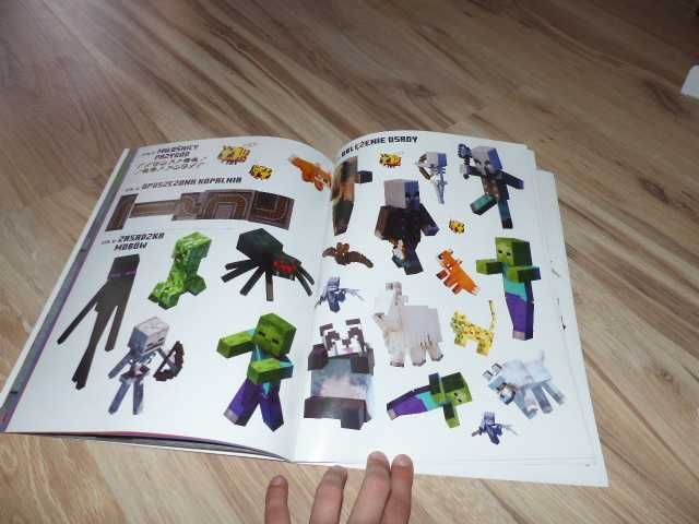 Minecraft. Naklejkowa przygoda. Poszukiwacze skarbów