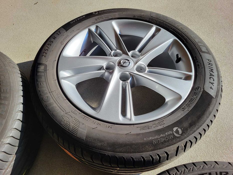 [L19] Koła letnie 17 Cali 5x115 Michelin 225/55/17 Opel Insignia B